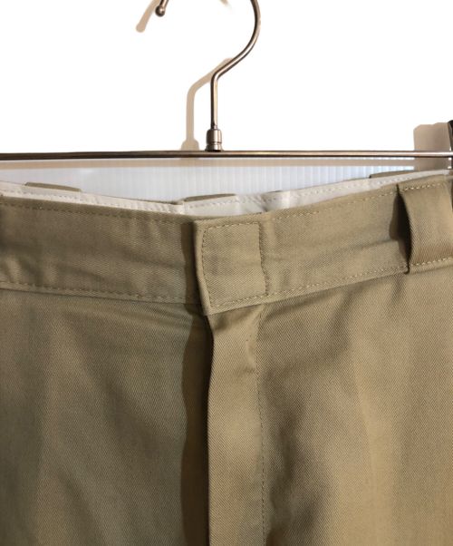 JUNYA WATANABE MAN（ジュンヤワタナベマン）JUNYA WATANABE MAN (ジュンヤワタナベマン) Dickies (ディッキーズ) カスタマイズ P101 ベージュ サイズ:Lの古着・服飾アイテム