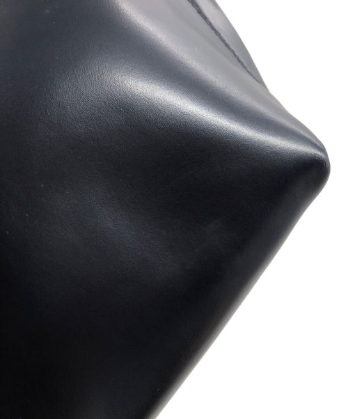 sacai（サカイ）sacai (サカイ) trapezoid wallet shoulder bag ネイビー×レッドの古着・服飾アイテム