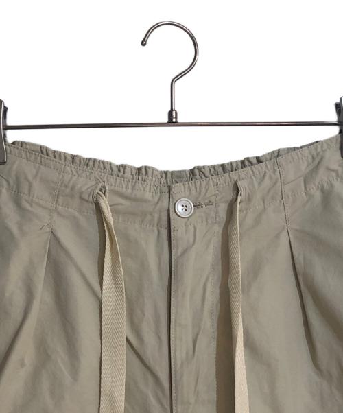 TACTICAL EQUIPMENT（タクティカル エクイットメント）TACTICAL EQUIPMENT (タクティカル エクイットメント) J.S HOMESTEAD (ジャーナルスタンダード ホームステッド) N/C ECW CARGO SHORTS/カーゴショーツ アイボリー サイズ:不明の古着・服飾アイテム