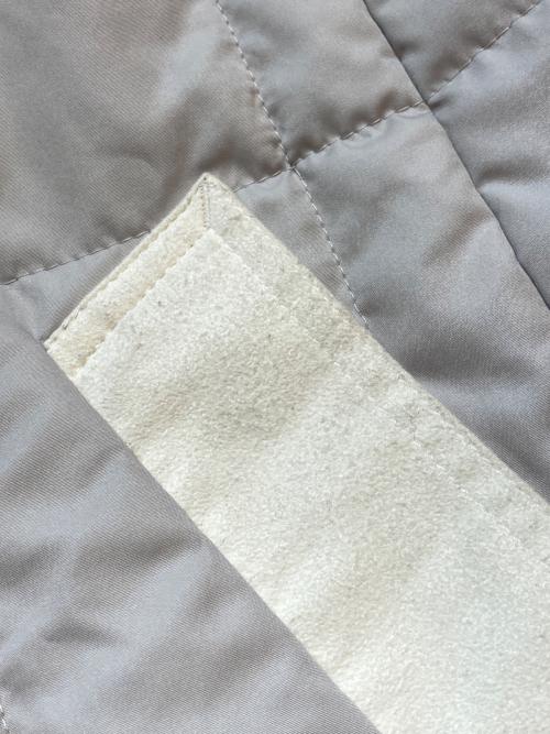 Aquascutum（アクアスキュータム）Aquascutum (アクアスキュータム) フーデッドキルティングコート グレー サイズ:不明の古着・服飾アイテム