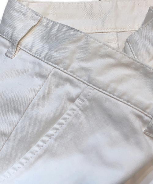 DSQUARED2（ディースクエアード）DSQUARED2 (ディースクエアード) ロゴプレートデニム ホワイト サイズ:48の古着・服飾アイテム