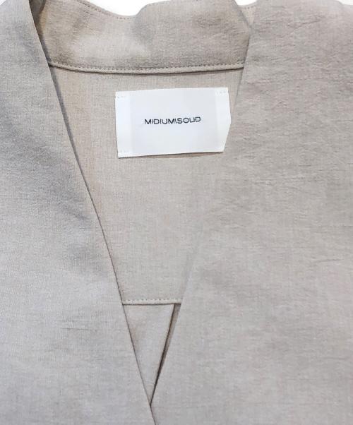 MIDIUMISOLID（ミディウミソリッド）MIDIUMISOLID (ミディウミソリッド) ノースリーブワンピース アイボリー サイズ:不明の古着・服飾アイテム