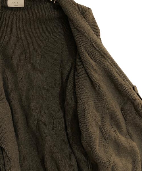 juemi（ジュエミ）juemi (ジュエミ) Rhombus Plated Cardigan/ロンバスプリーティドカーディガン カーキ サイズ:FREEの古着・服飾アイテム