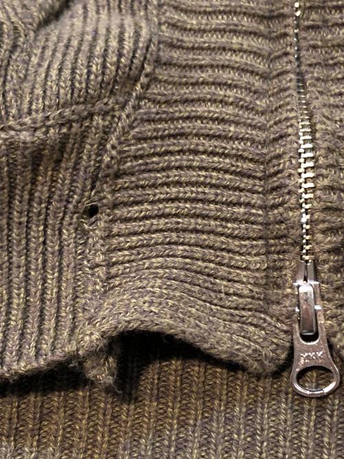 juemi（ジュエミ）juemi (ジュエミ) Rhombus Plated Cardigan/ロンバスプリーティドカーディガン カーキ サイズ:FREEの古着・服飾アイテム