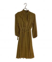 Mila Owen（ミラオーウェン）の古着「ラッフルデザインプリーツジョゼットワンピ」｜カーキ