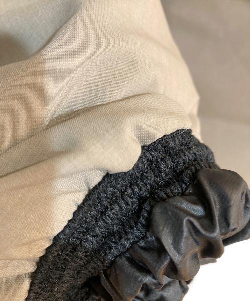 BEAUTY&YOUTH（ビューティーアンドユース）BEAUTY&YOUTH (ビューティーアンドユース) 小松マテーレ シャンブレー ALLIED ダウンジャケット ベージュ サイズ:Sの古着・服飾アイテム