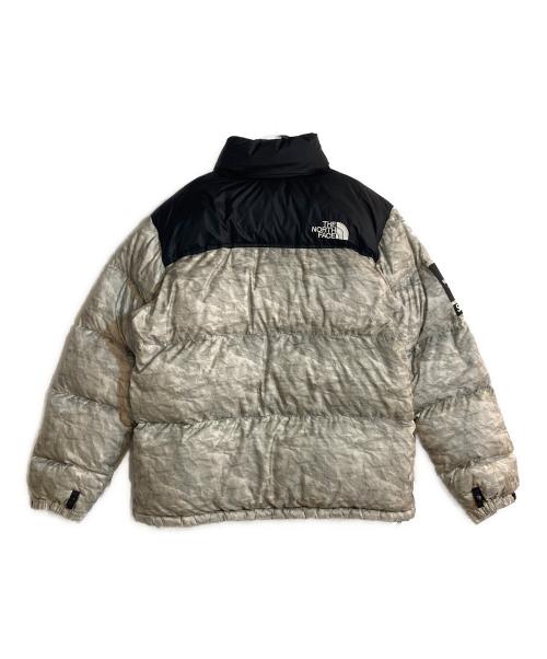 THE NORTH FACE（ザ ノース フェイス）THE NORTH FACE (ザ ノース フェイス) Supreme (シュプリーム) Paper Nuptse Jacket グレー サイズ:Lの古着・服飾アイテム