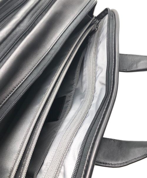 TUMI（トゥミ）TUMI (トゥミ) エクスパンダブル・オーガナイザー・ラップトップ・ブリーフ ブラックの古着・服飾アイテム