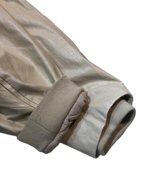 Ameri（アメリ）AMERI (アメリ) PASTING LIKE FAKE LEATHER JACKET ベージュ サイズ:Sの古着・服飾アイテム