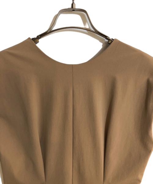 CLANE（クラネ）CLANE (クラネ) BACK OPEN RASH GUARD ALL IN ONE／バックオープンラッシュガードオールインワン ベージュ サイズ:Sの古着・服飾アイテム