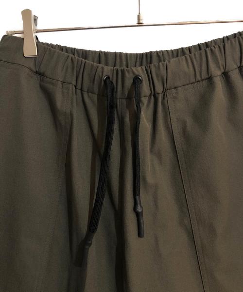 UNTRACE（アントレース）UNTRACE (アントレース) ベイカーパンツ オリーブ サイズ:1の古着・服飾アイテム