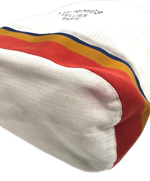 HERMES（エルメス）HERMES (エルメス) キャバリエワンショルダーバッグ アイボリーの古着・服飾アイテム