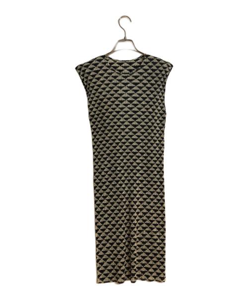 PLEATS PLEASE（プリーツプリーズ）PLEATS PLEASE (プリーツプリーズ) ノースリーブワンピース ホワイト×ブラック サイズ:3の古着・服飾アイテム