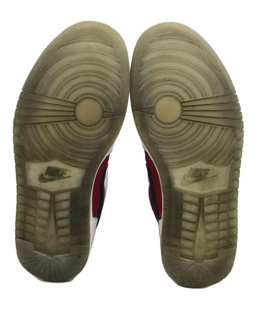 NIKE（ナイキ）NIKE (ナイキ) Air Jordan 1 Retro High/エアジョーダンワンレトロハイ ホワイト×レッド サイズ:27cmの古着・服飾アイテム