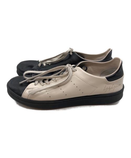 Y-3（ワイスリー）Y-3 (ワイスリー) Y-3 Stan Smith ホワイト×ブラック サイズ:27.5の古着・服飾アイテム