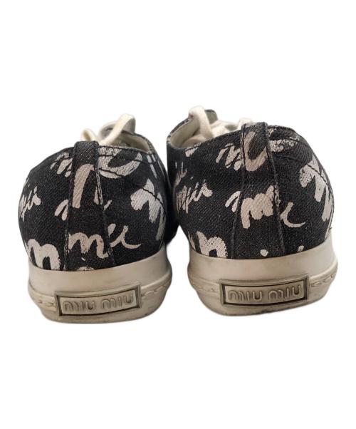 MIU MIU（ミュウミュウ）MIU MIU (ミュウミュウ) デニムローカットスニーカー グレー サイズ:23.5㎝の古着・服飾アイテム