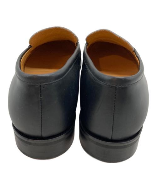 GINZA yoshinoya（銀座ヨシノヤ）GINZA yoshinoya (銀座ヨシノヤ) バイカラーコインローファー ブラック×ホワイト サイズ:23.5の古着・服飾アイテム