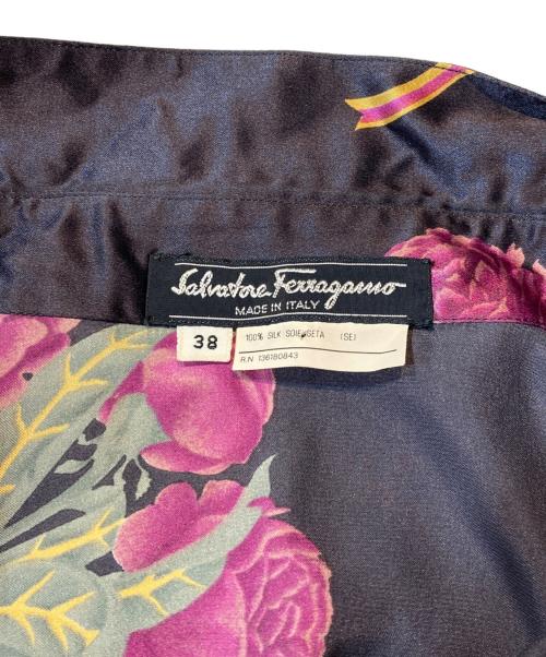 Salvatore Ferragamo（サルヴァトーレ フェラガモ）Salvatore Ferragamo (サルヴァトーレ フェラガモ) シルク100％フラワープリントシャツ パープル サイズ:38の古着・服飾アイテム