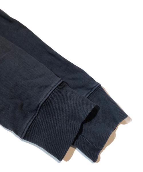 maison kitsune（メゾンキツネ）MAISON KITSUNE (メゾンキツネ) Chillax Fox Patch Classic Sweatshirt ブラック サイズ:XLの古着・服飾アイテム