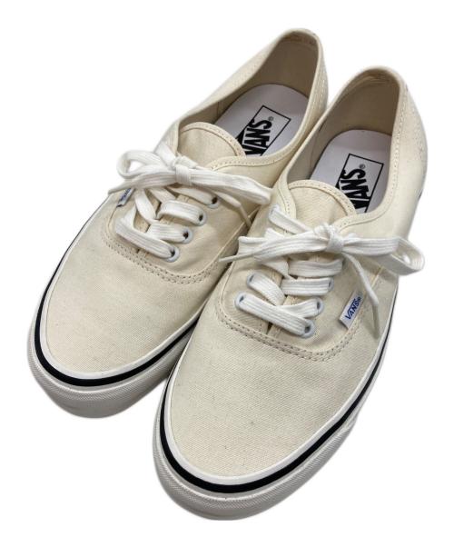 VANS（ヴァンズ）VANS (バンズ) スタイル44オーセンティック アイボリー サイズ:27.5の古着・服飾アイテム