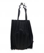 me ISSEY MIYAKEミーイッセイ ミヤケ）の古着「TRUNK PLEATS BAG/トランクプリーツバッグ」｜ブラック