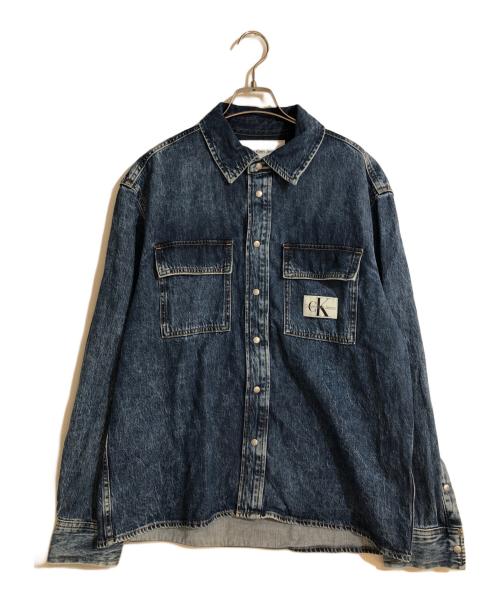 Calvin Klein Jeans（カルバンクラインジーンズ）Calvin Klein Jeans (カルバンクラインジーンズ) リラックス ユーティリティ デニムシャツ ブルー サイズ:Sの古着・服飾アイテム