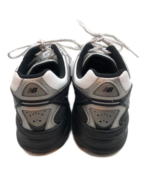 NEW BALANCE（ニューバランス）NEW BALANCE (ニューバランス) ローカットスニーカー シルバー サイズ:26の古着・服飾アイテム