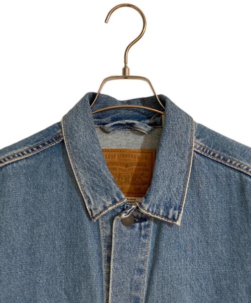 LEVI'S（リーバイス）LEVI'S (リーバイス) STAY LOOSE TRUCKER/ステイルーズトラッカー ブルー サイズ:Sの古着・服飾アイテム