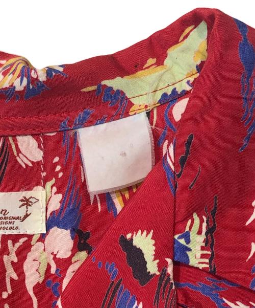 Sun Surf（サンサーフ）Sun Surf (サンサーフ) アロハシャツ レッド サイズ:不明の古着・服飾アイテム