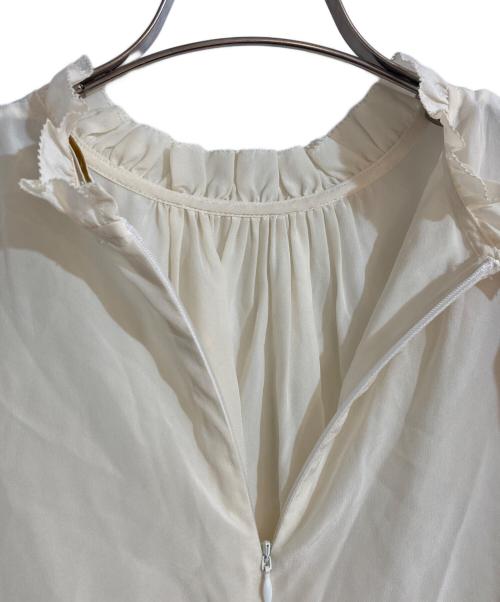 ZIMMERMANN（ジマーマン）ZIMMERMANN (ジマーマン) パワーショルダーブラウス ホワイト サイズ:１の古着・服飾アイテム