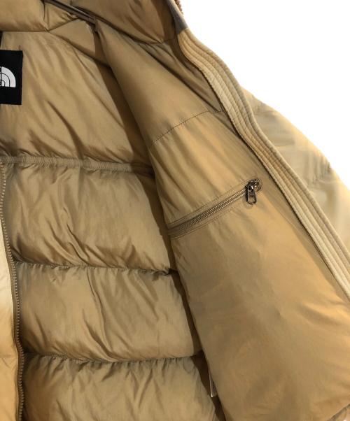 THE NORTH FACE（ザ ノース フェイス）THE NORTH FACE (ザ ノース フェイス) ショートヌプシジャケット ウィメンズ ベージュ サイズ:Sの古着・服飾アイテム