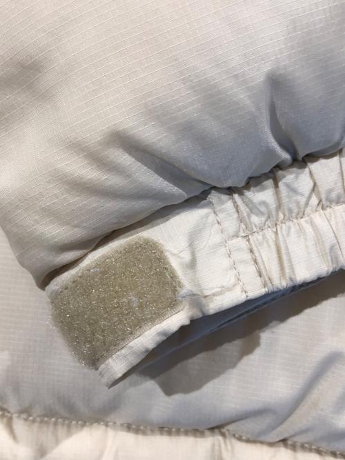 THE NORTH FACE（ザ ノース フェイス）THE NORTH FACE (ザ ノース フェイス) ショートヌプシジャケット ウィメンズ ベージュ サイズ:Sの古着・服飾アイテム