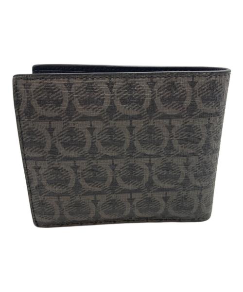 Salvatore Ferragamo（サルヴァトーレ フェラガモ）Salvatore Ferragamo (サルヴァトーレ フェラガモ) 2つ折り財布 グレーの古着・服飾アイテム