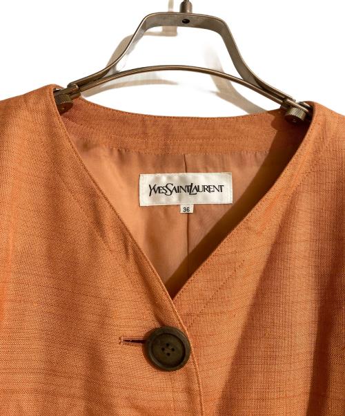 Yves Saint Laurent（イヴサンローラン）Yves Saint Laurent (イヴサンローラン) シルク混ノーカラージャケット オレンジ サイズ:Sの古着・服飾アイテム