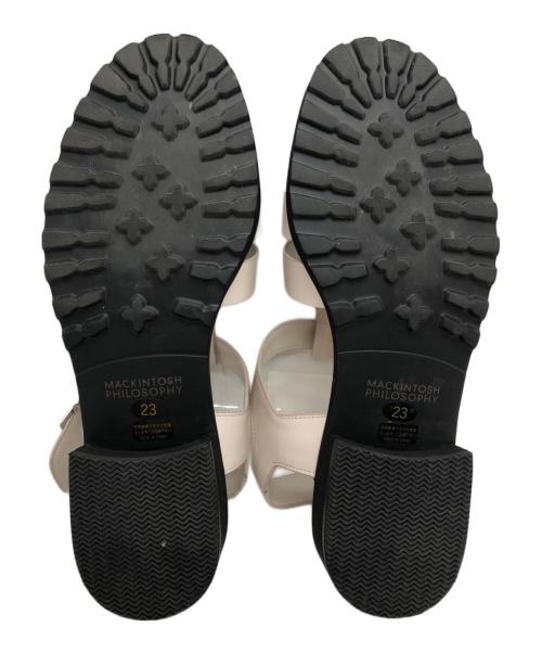 MACKINTOSH PHILOSOPHY（マッキントッシュ フィロソフィー）MACKINTOSH PHILOSOPHY (マッキントッシュ フィロソフィー) タンクソールグルカサンダル ホワイト サイズ:23cmの古着・服飾アイテム