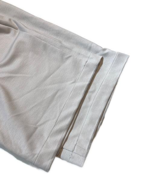 ZOE（ゾーイ）zoe (ゾーイ) フレアパンツ ベージュ サイズ:FREE 未使用品の古着・服飾アイテム