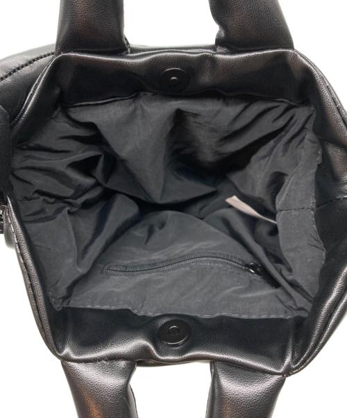 olend（オレンド）OLEND (オーレンド) MICRO ONA VEGAN LEATHER BAG ブラックの古着・服飾アイテム