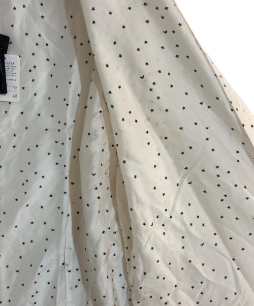 EMPORIO ARMANI（エンポリオアルマーニ）EMPORIO ARMANI (エンポリオアルマーニ) スタープリントシルクブレンドシャツ ホワイト サイズ:L 未使用品の古着・服飾アイテム
