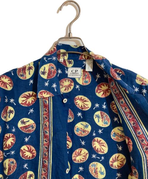 C.P COMPANY（シーピーカンパニー）C.P COMPANY (シーピーカンパニー) マッシモオスティリネンアロハシャツ ブルー サイズ:2の古着・服飾アイテム