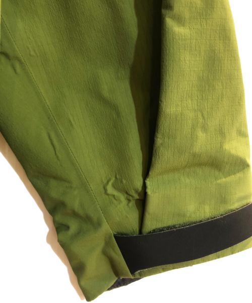 ARC'TERYX（アークテリクス）ARC'TERYX (アークテリクス) BETA HYBRID JACKET/ベータ SL ジャケット グリーン サイズ:Sの古着・服飾アイテム