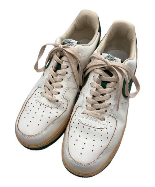 NIKE（ナイキ）NIKE (ナイキ) WMNS AIR FORCE 1 LOW '07 LV8 ホワイト×グリーン サイズ:28.5の古着・服飾アイテム