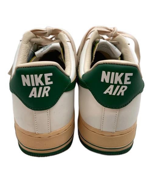 NIKE（ナイキ）NIKE (ナイキ) WMNS AIR FORCE 1 LOW '07 LV8 ホワイト×グリーン サイズ:28.5の古着・服飾アイテム