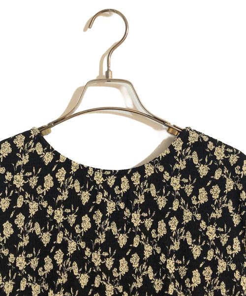 JOURNAL STANDARD relume（ジャーナルスタンダード レリューム）JOURNAL STANDARD relume (ジャーナルスタンダード レリューム) マジョリカプリーツワンピース ブラック サイズ:Freeの古着・服飾アイテム