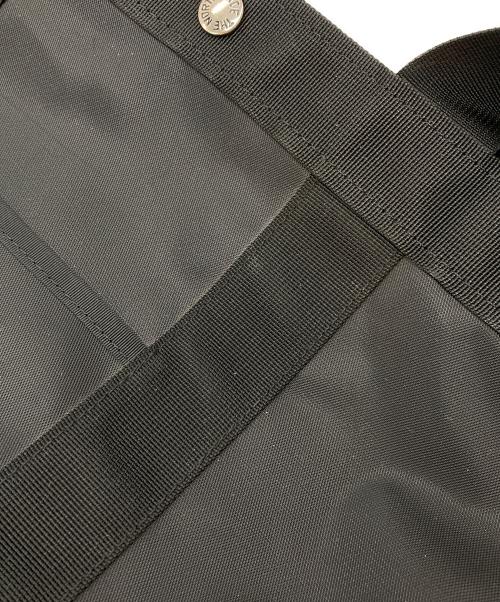 THE NORTH FACE（ザ ノース フェイス）THE NORTH FACE (ザ ノース フェイス) GEAR TOTE S/ギアトート ブラックの古着・服飾アイテム