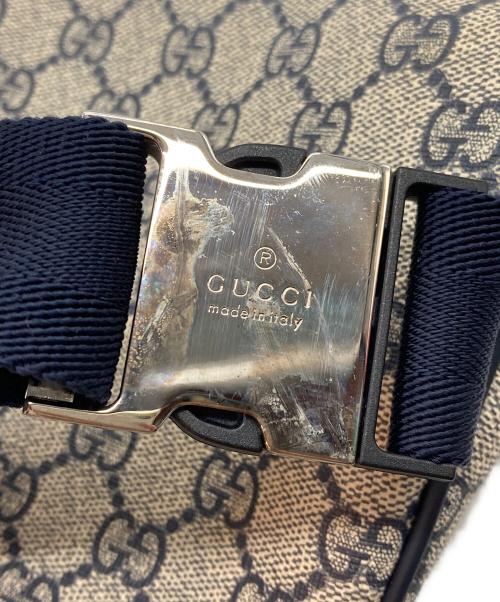 GUCCI（グッチ）GUCCI (グッチ) GGスプリームウエストバッグ アイボリーの古着・服飾アイテム