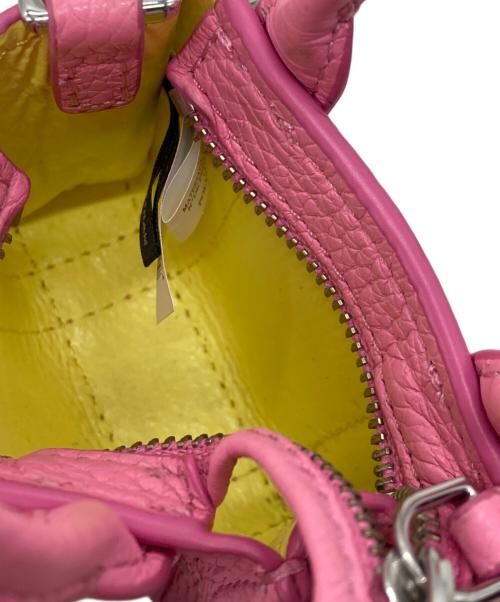 MARC JACOBS（マークジェイコブズ）MARC JACOBS (マークジェイコブス) The Leather Mini チャーム ピンクの古着・服飾アイテム