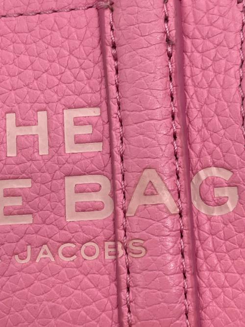 MARC JACOBS（マークジェイコブズ）MARC JACOBS (マークジェイコブス) The Leather Mini チャーム ピンクの古着・服飾アイテム