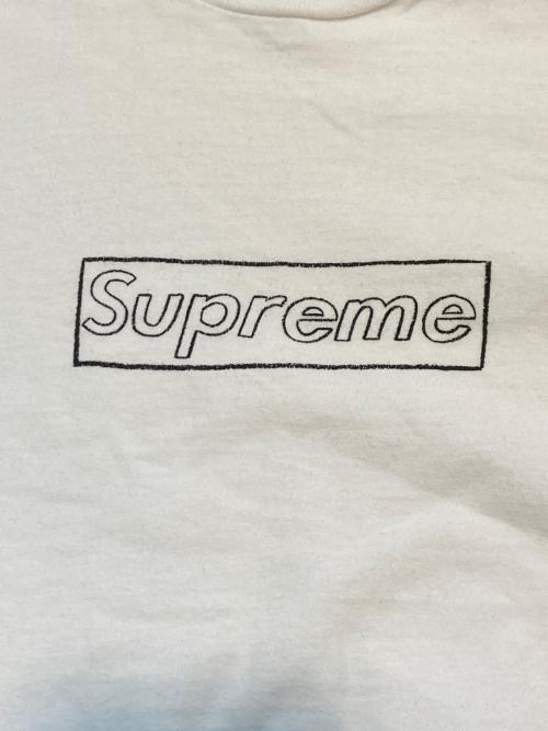 SUPREME（シュプリーム）Supreme (シュプリーム) KAWS Chalk Logo Tee ホワイト サイズ:Lの古着・服飾アイテム