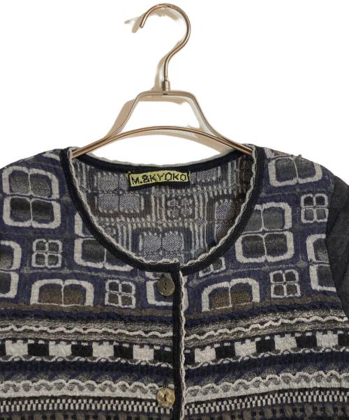 M.&KYOKO（エムアンドキョウコ）M.&KYOKO (エムアンドキョウコ) ジャガードニットカーディガン グレー サイズ:２の古着・服飾アイテム
