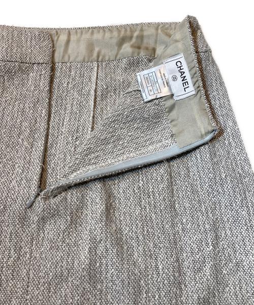 CHANEL（シャネル）CHANEL (シャネル) ツイードベストスカートセットアップ グレー サイズ:４2の古着・服飾アイテム
